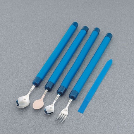 Cuillère à soupe à manche flexible, Couverts ergonomiques